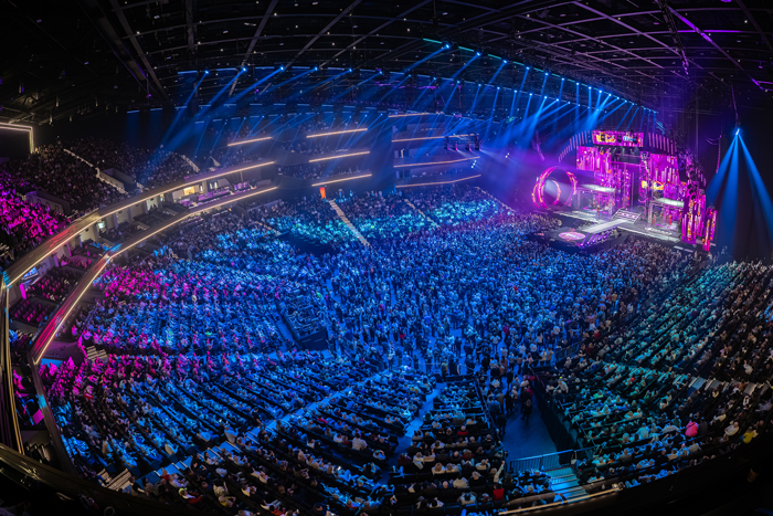 Всенародная танцплощадка «Ээхх, Разгуляй!»