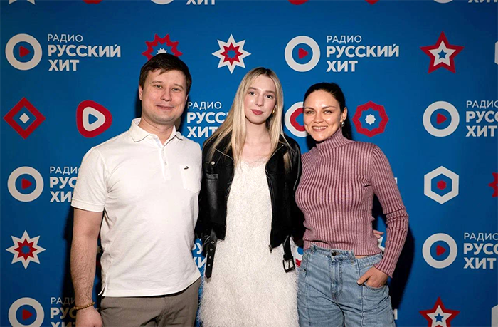 МАРФА и ведущие Влад Смирнов и Лена Чайка 