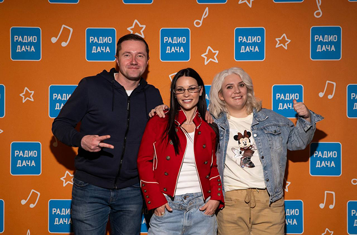 KAYA и ведущие Александр Желавский и Мария Фёдорова