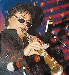 Александр Серов