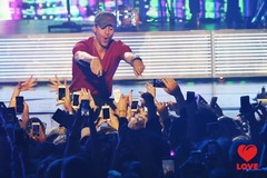 Невесты Love Radio побывали на концерте Энрике Иглесиаса