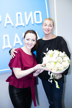 Анастасия Волочкова и Наталья Селихова