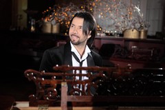 Денис Клявер представил клип на песню Не такая, как все