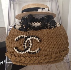 Яна Рудковская похвасталась подарком от мужа