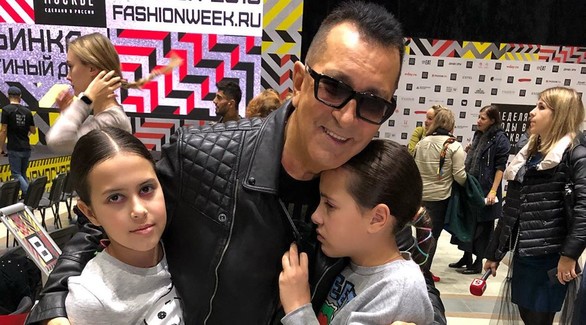 Семья буйнова. Семья буйнова. Семья буйнова. Буйнов с женой аленой. Семья буйнова.