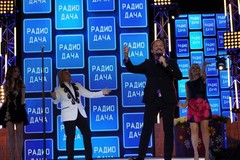 Софи, Николай Басков, Стас Михайлов и Натали на концерте Disco Дача 2015