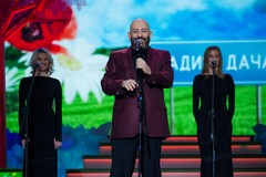 Михаил Шуфутинский на концерте Радио Дача