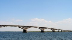 Мост через Волгу